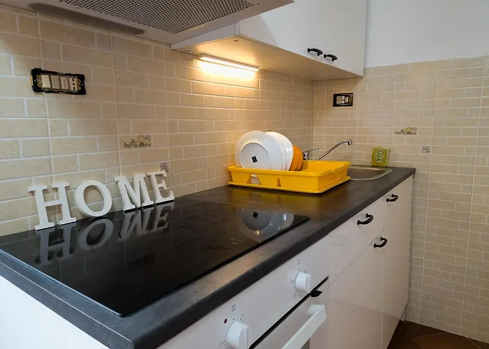 Small House Monferrato בית נופש *